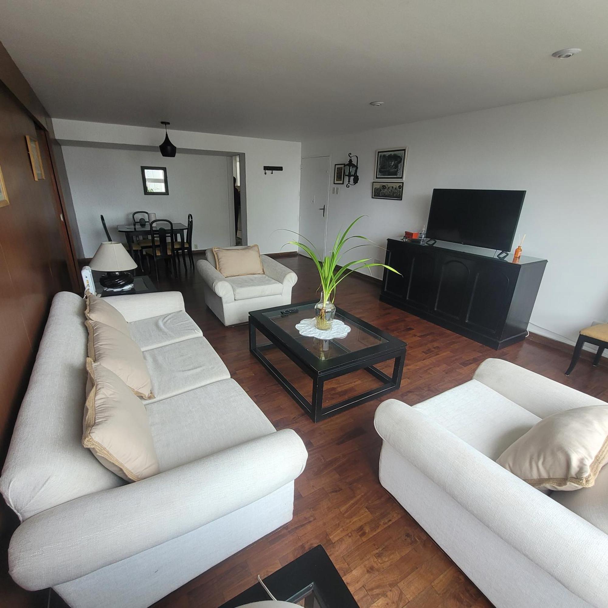 The Guest House 1 At The Booming Center Of Miraflores, Lima - Peru Екстериор снимка