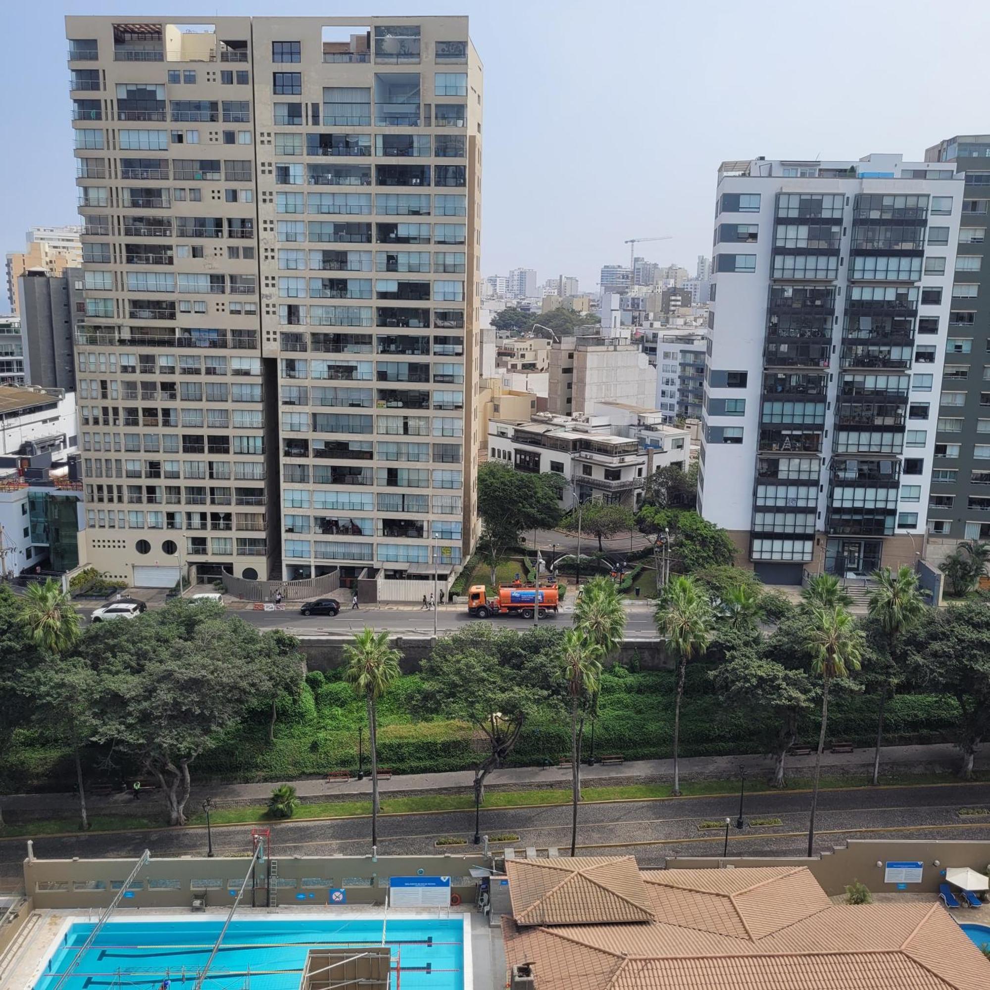The Guest House 1 At The Booming Center Of Miraflores, Lima - Peru Екстериор снимка