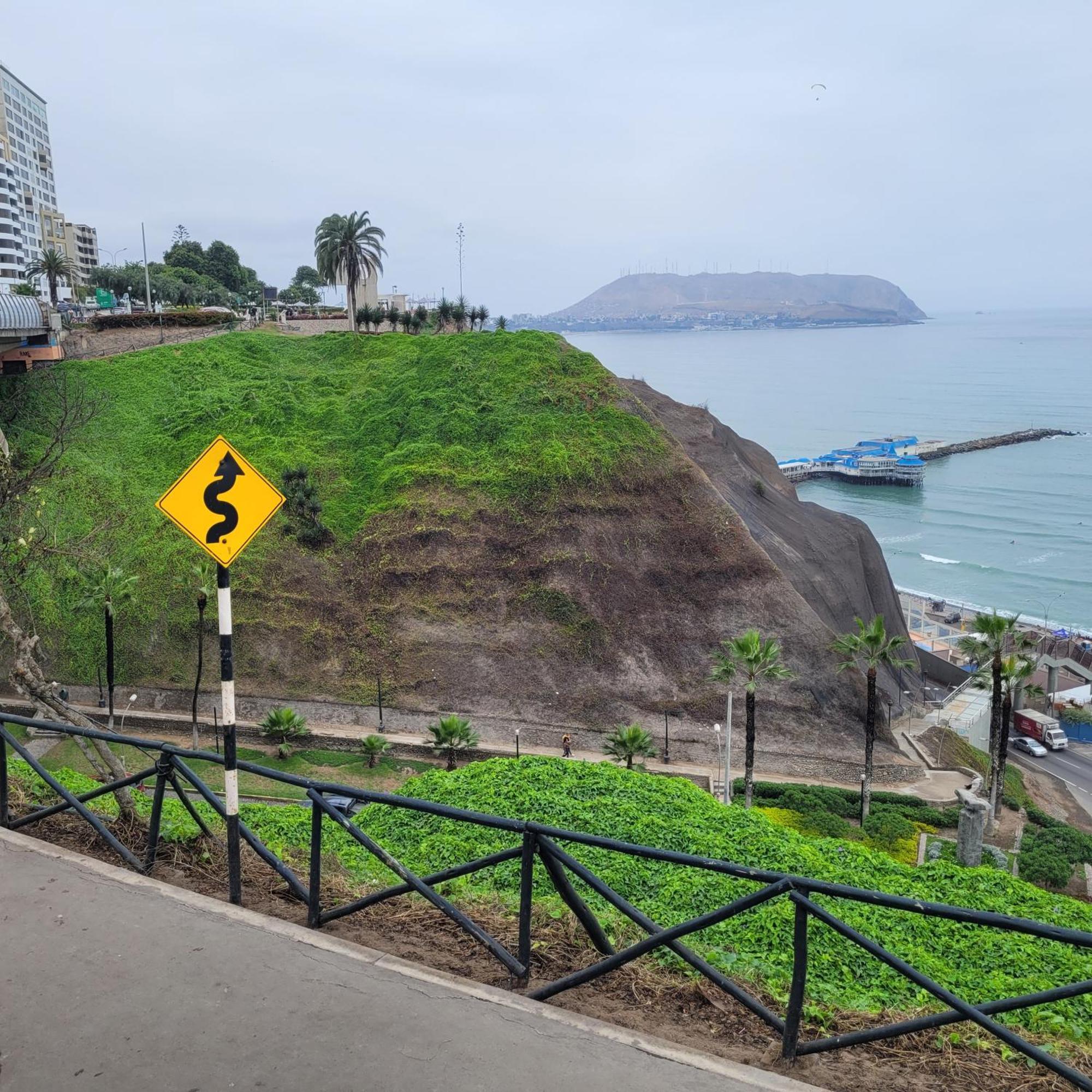 The Guest House 1 At The Booming Center Of Miraflores, Lima - Peru Екстериор снимка