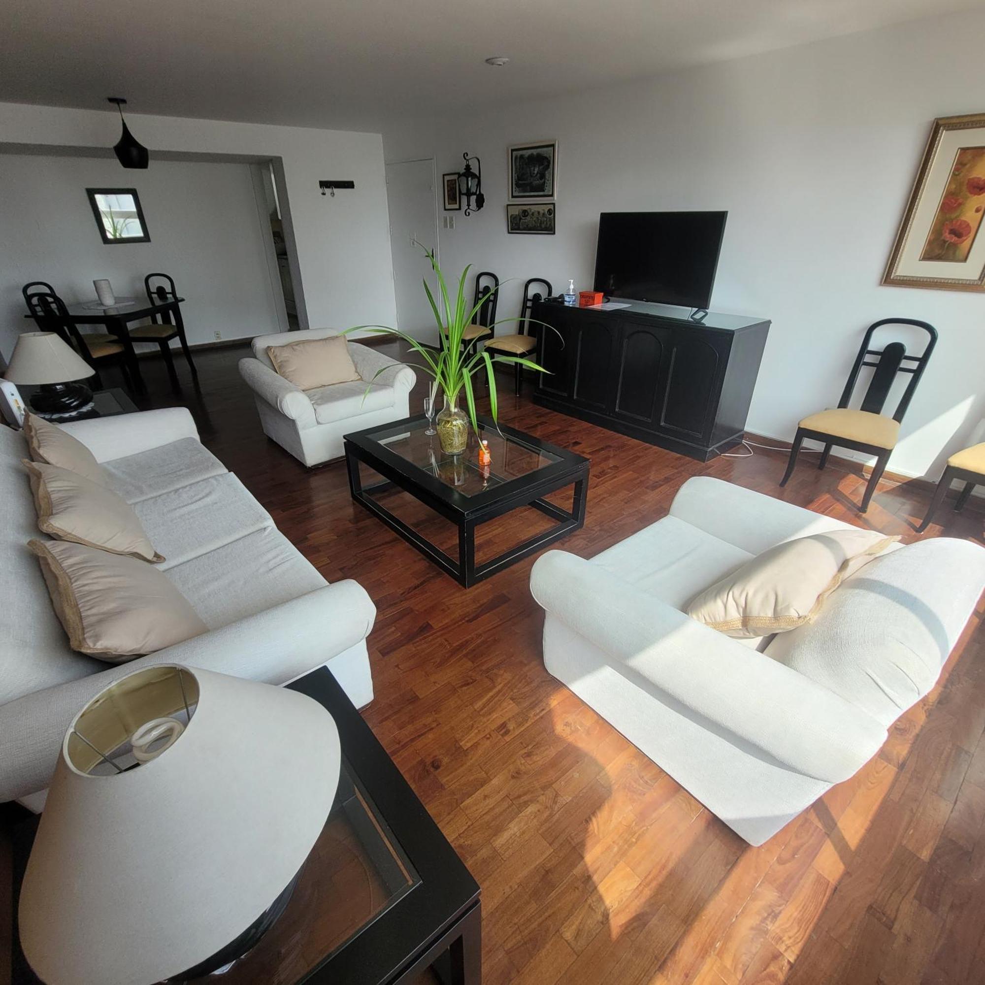The Guest House 1 At The Booming Center Of Miraflores, Lima - Peru Екстериор снимка